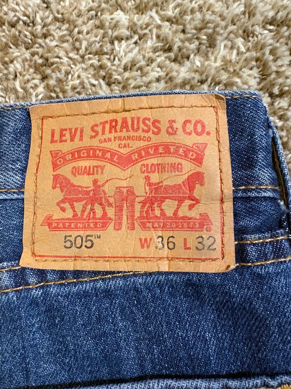 Levi's 505 Regular Fit Straight Leg Blue Denim Size 36x32